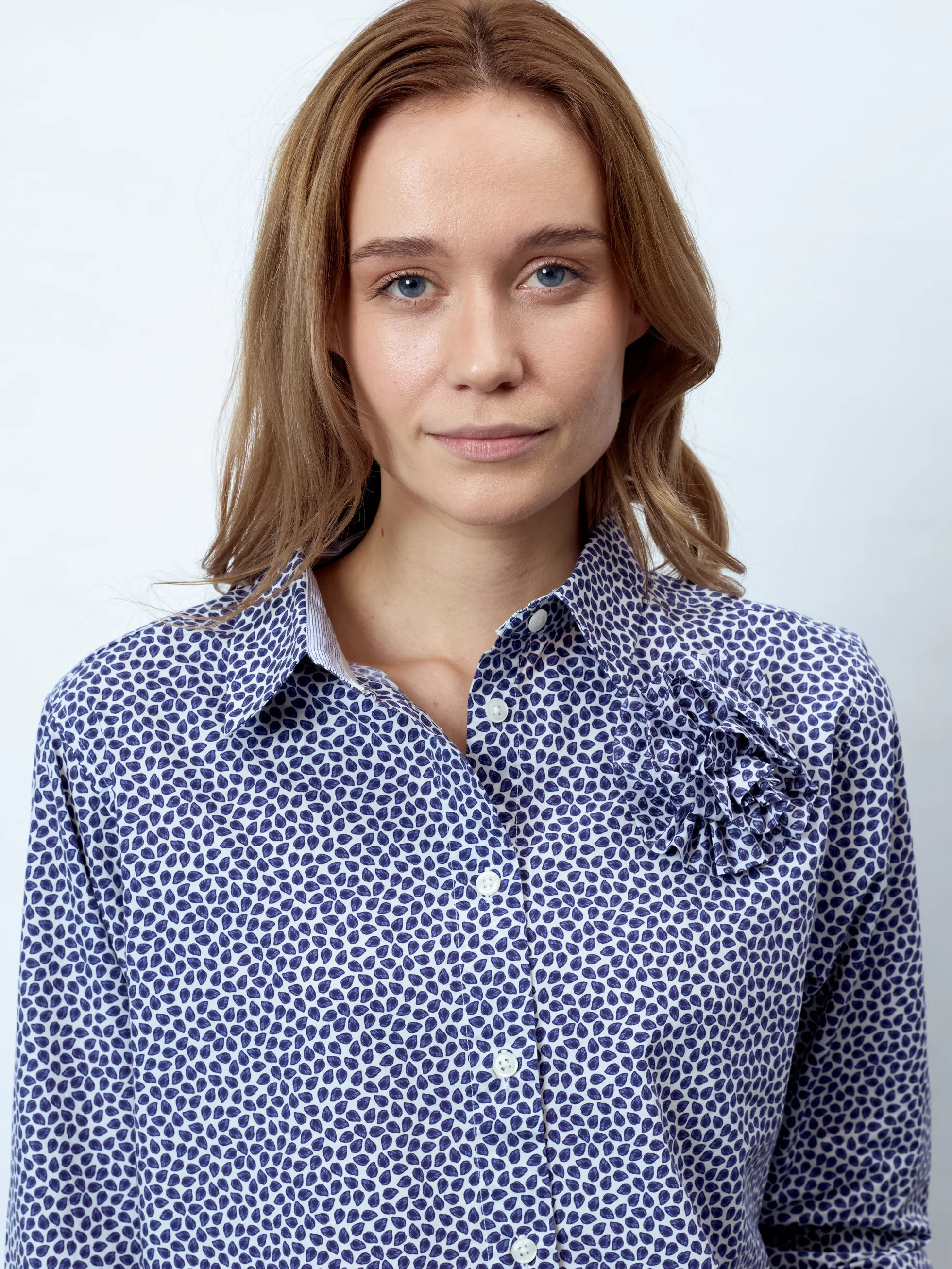 LARA - Langarm Damenbluse, gewebt