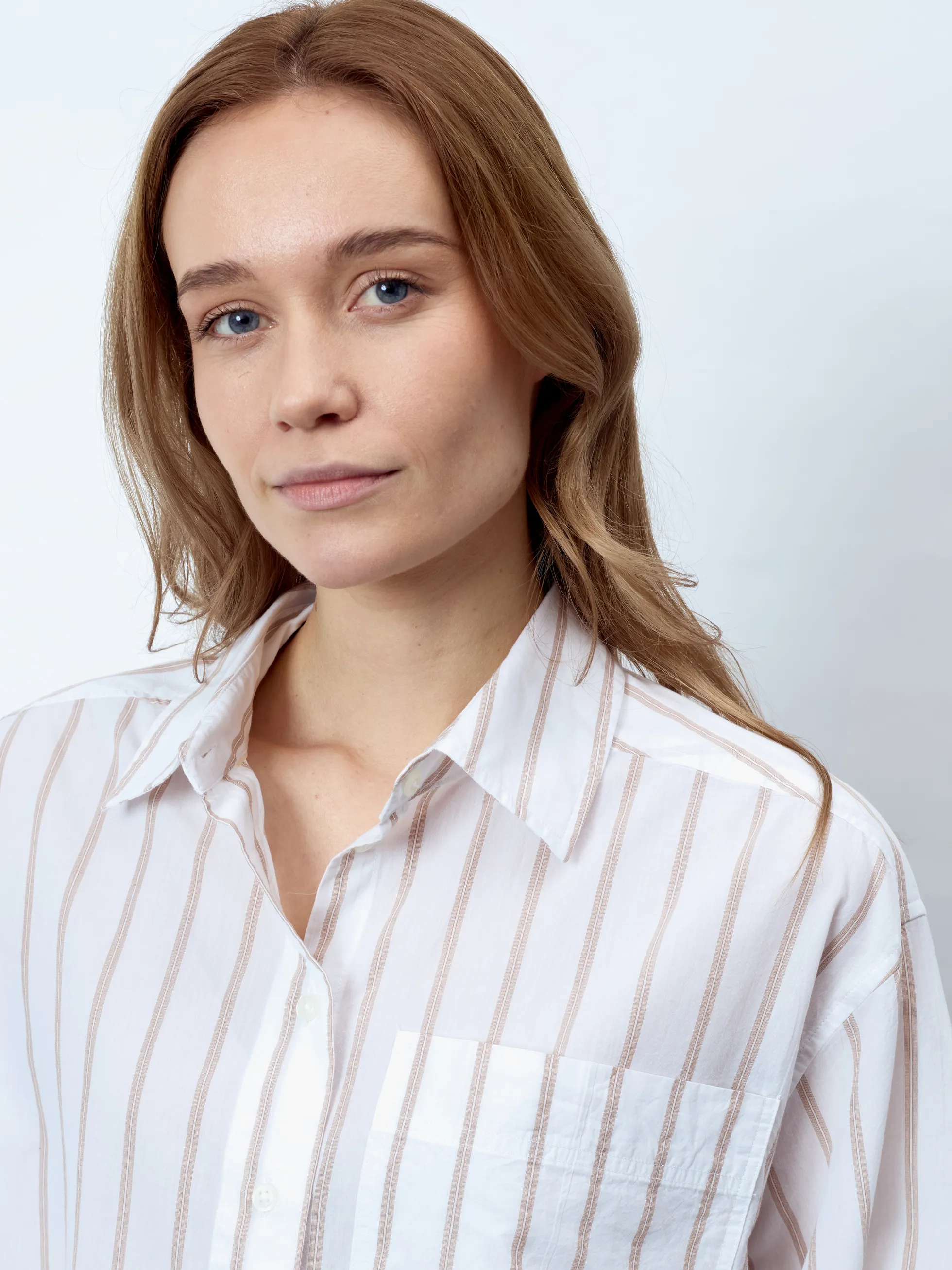 MILA - Kurzarm Damen Shirt, gestrickt