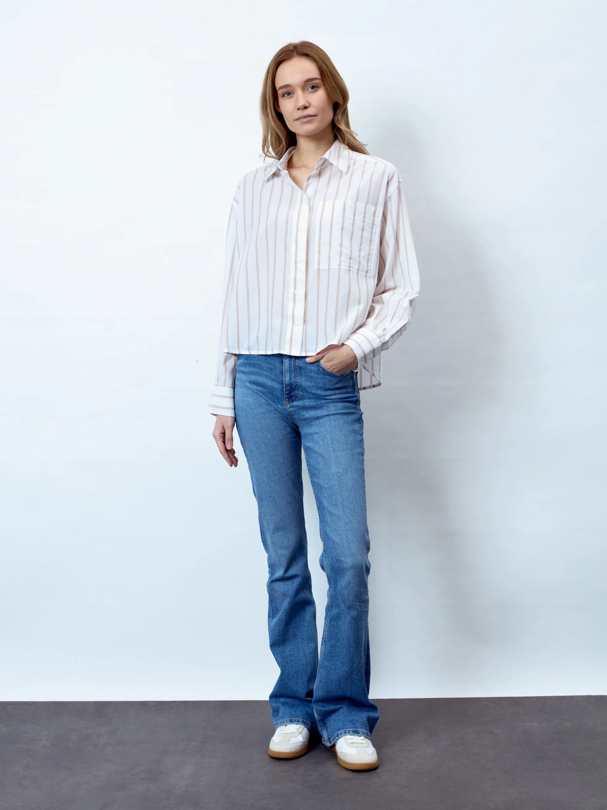 MILA - Kurzarm Damen Shirt, gestrickt