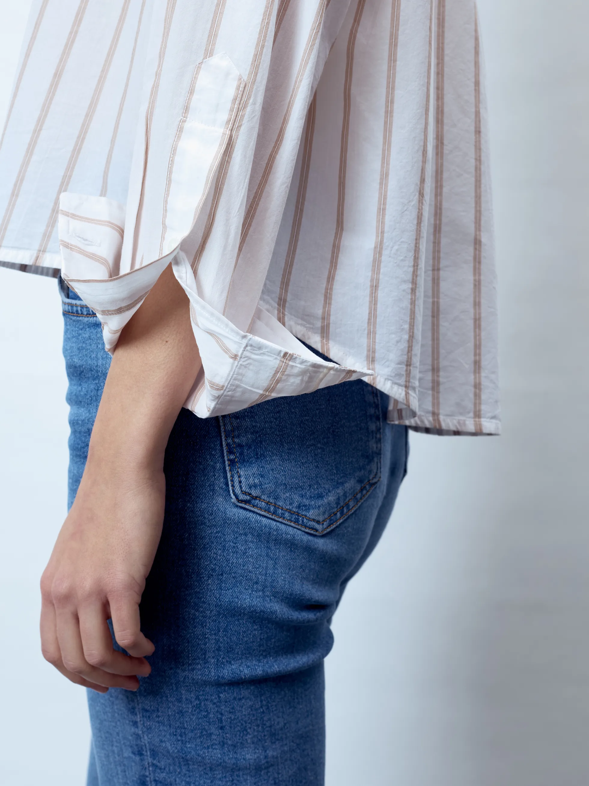 MILA - Kurzarm Damen Shirt, gestrickt