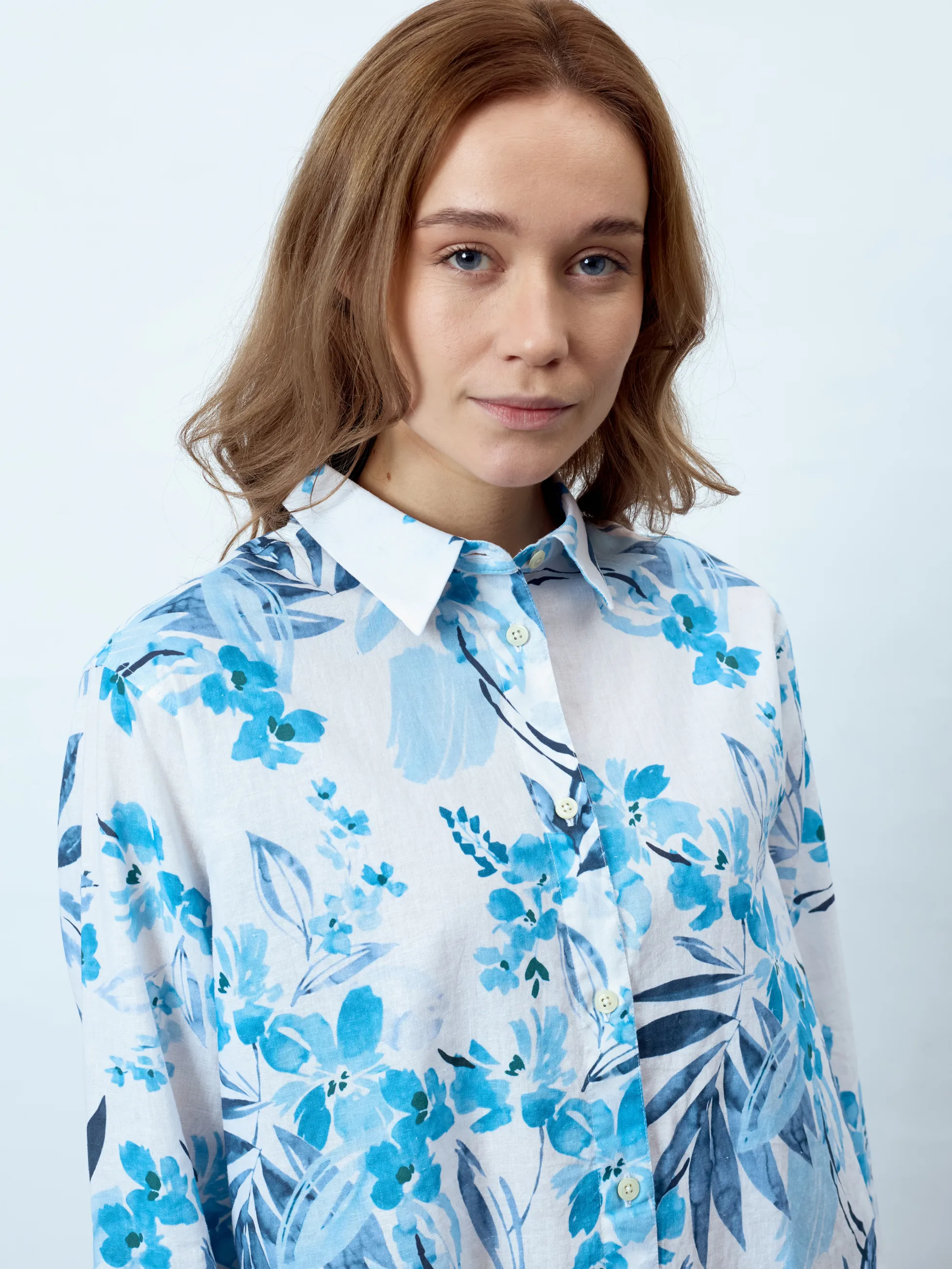 LAURA - Langarm Damenbluse, gewebt